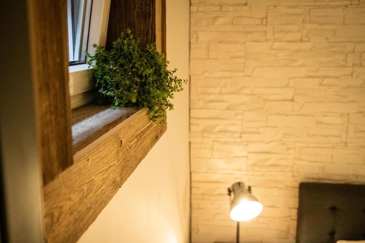 Unterschlupf Mit Garten & Whirlpool Apartment
