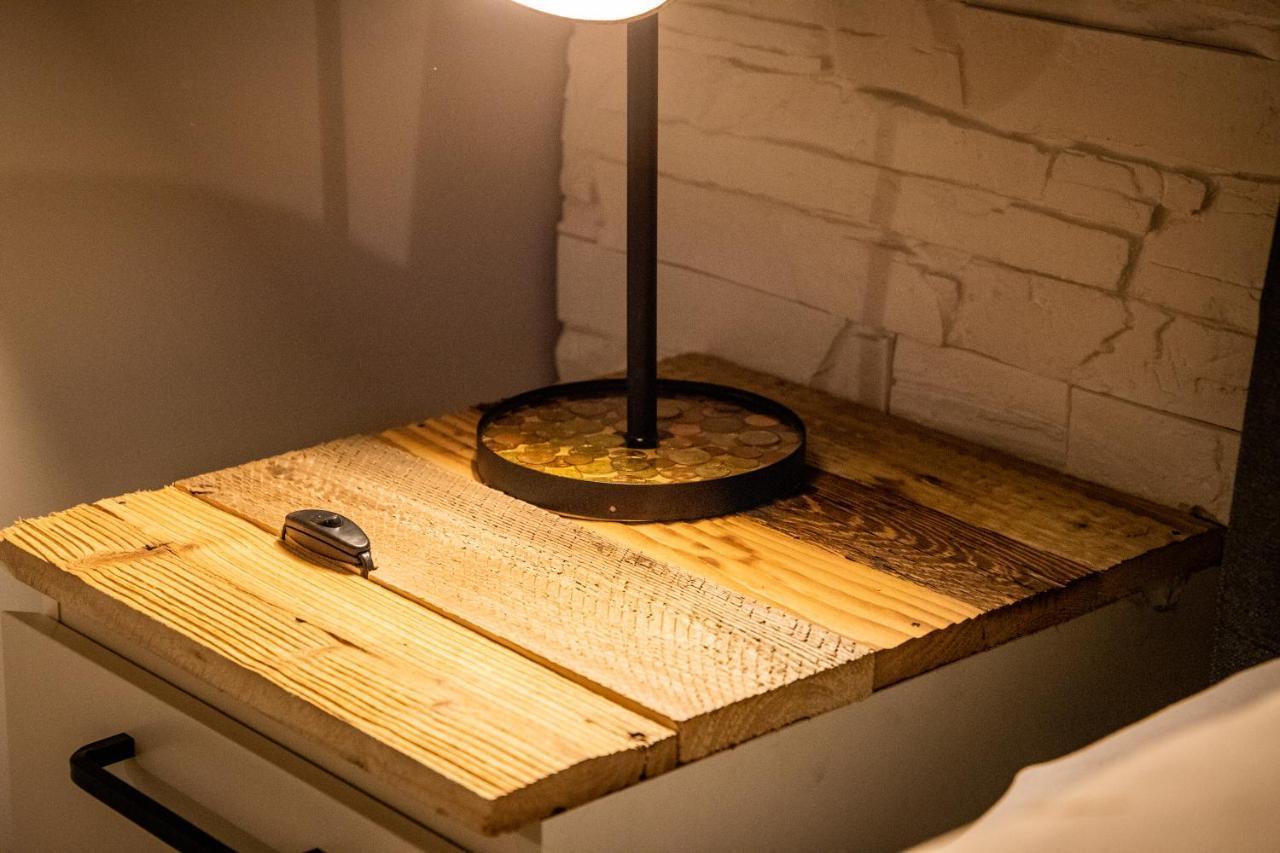Unterschlupf Mit Garten & Whirlpool Apartment